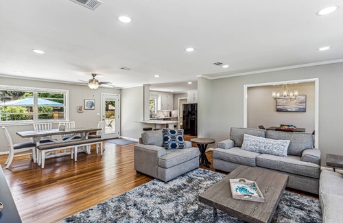 Northeast Pensacola House | Brand New Private Pool | Huge Open Lot |Corn Hole and Volleyball |Convenient to Airport and Shopping