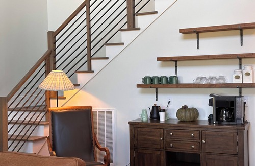 Keslers Cross Lanes House | Brand New! The Barn at Sunset Farm