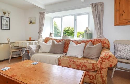 St. Wenn House | Bray Cottage