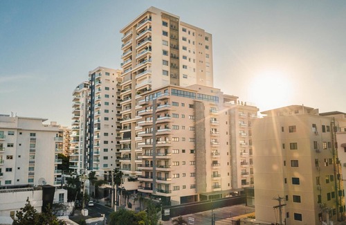 Downtown Santo Domingo Apartment | Breakfast Included at Regatta Living 605