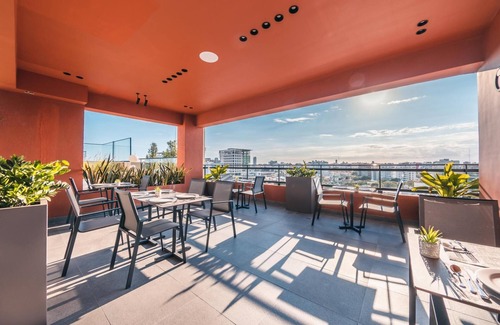 Downtown Santo Domingo Apartment | Breakfast Included at Regatta Living 605