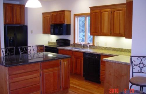 Moriah Center House | Breathtaking New Premier Lake Champlain Waterfront Escape!
