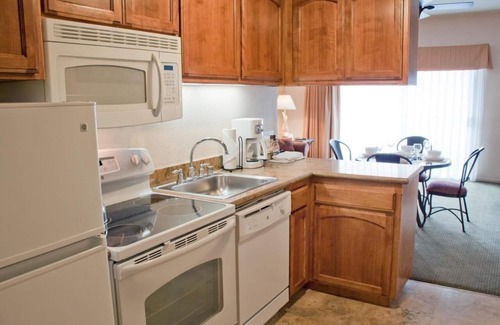 Avila Beach Hotel | Breathtaking Ocean View! 3 Classy Units, Outdoor Pool, Near Avila Beach Pier