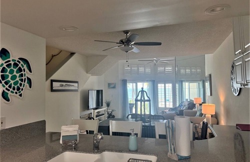 Layton House | Breathtaking Oceanviews, Pool, Sandy Beach what more could you ask for?