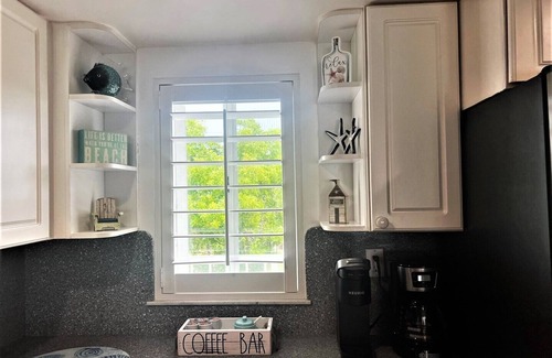 Layton House | Breathtaking Oceanviews, Pool, Sandy Beach what more could you ask for?