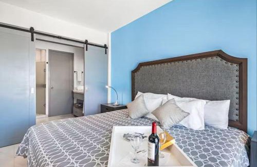 Downtown Cabo San Lucas Apartment | Breathtaking Views 1-Bdrm W-Pool Maison Alizee