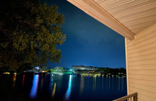 Lake Hamilton Condo | Breathtaking views of Lake Hamilton - 2 Bedroom 2 Bathroom Gated Lakefront Condo