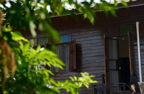 Chiang Mai House | Breeze Through · Peaceful 2 Store 2BR Wooden House in The Charming Wat Kaet