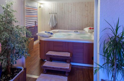 Pouldreuzic Hotel | Breiz Armor