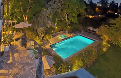 Brentwood House | Brentwood Chateau Ocean & City Views Very Private , Heated Pool & Spa