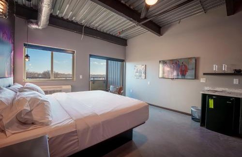 Fargo Hotel | Brewhalla Hotel