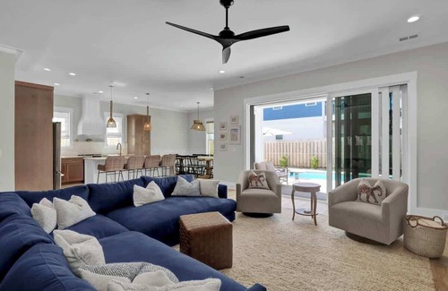 Wilmington House | Brezza Fresca w/a private pool In Carolina Beach