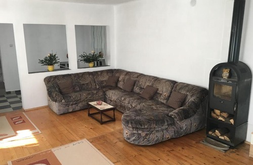 Cristian Apartment | BRICK AIRPORT