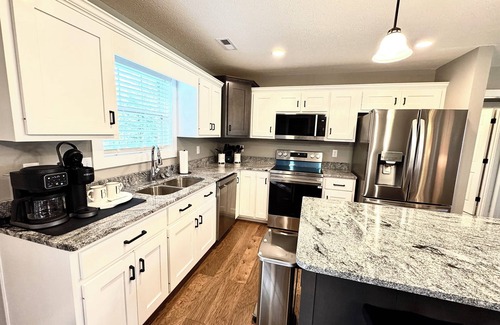 Bardstown House | Brick and Bourbon- BARDSTOWN