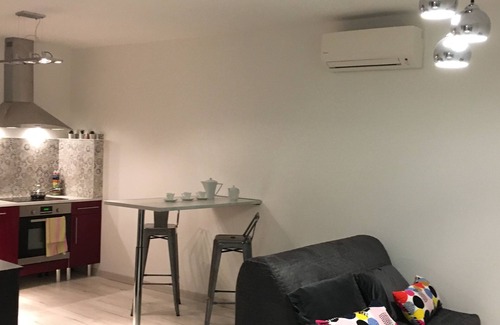 Sernhac House | BRIDGE OF THE GARD RENTED T2 IN VILLA WITH SWIMMING POOL