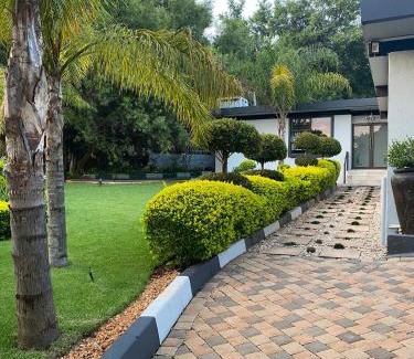 Hartbeespoort Villa | Bridgelamour Guest House