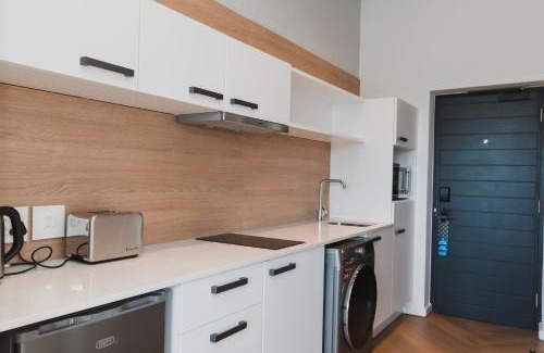 Century City Apartment | Bridgewater Apartments by Century City Hotels