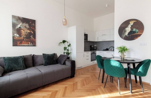 Zizkov Apartment | Bright 1 BDR flat near the centre