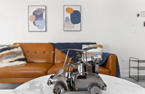 Chandler Apartment | Bright 1BR CozySuites in Downtown Chandler 08