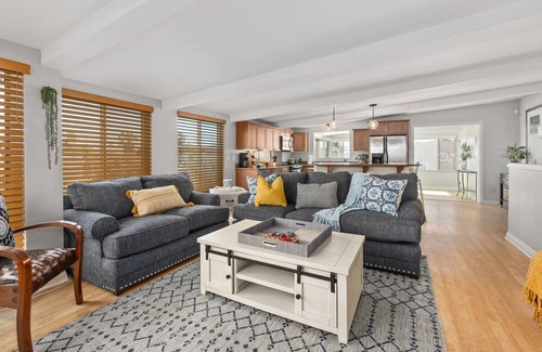 San Diego House | Bright 3 BD! Walk to Beach, Bars, and Restaurants!