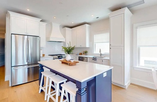 North End Condo | Bright 3-Bedroom Home in the Heart of Ocean City