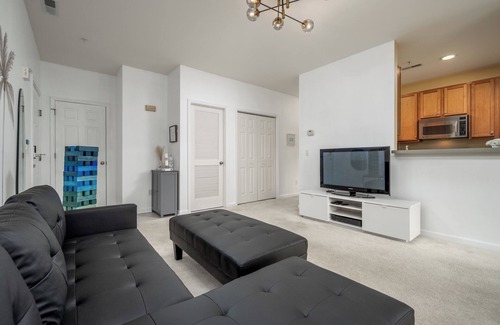 Sussex County Condo | Bright and Airy Coastal Retreat 3rd Floor Condo