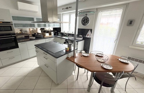 Niederhausbergen House | Bright and charming house in Niederhausbergen