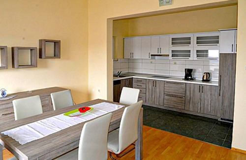 Lopar Apartment | Bright and inviting holiday apartment with inviting communal pool near the beach!