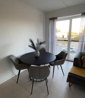 Aarhus Municipality Apartment | Bright and modern apartment with balcony close to Aarhus C