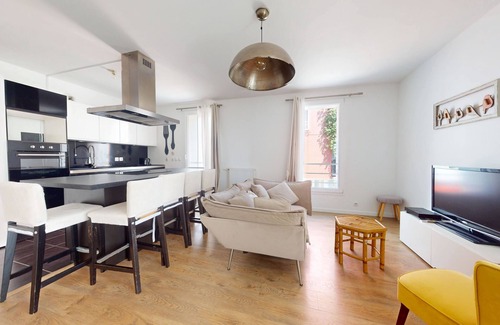 L'Ile-Saint-Denis Apartment | Bright and spacious apartment near Paris