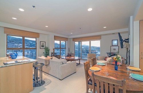 Mountain Village Apartment | Bright and Sunny Penthouse with Amazing Views