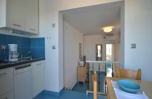 Bibione Pineda Apartment | Bright apartment for 4 people in a building close to the beach