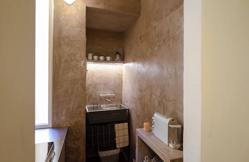 Santo Spirito Apartment | Bright apartment in the historic center Santo Spirito fully restored