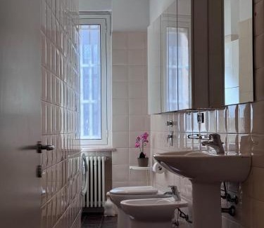 Porta Vittoria Apartment | Bright Apartment with balcony in Corso XXII Marzo