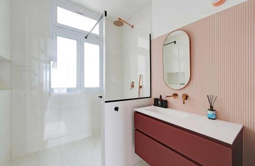 16th Arrondissement Apartment | Bright Appt - 1BDR-2P - Hippodrome-Paris 16