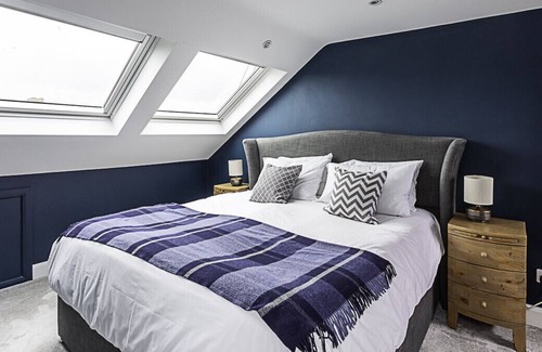 Brixton Hill Apartment | Bright Brixton Garden Apartment
