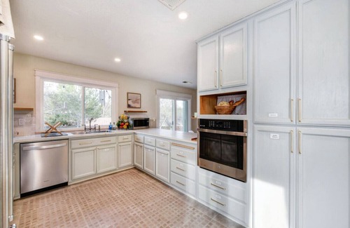 Cameron Park House | Bright Cameron Park Home with Yard & Modern Comfort