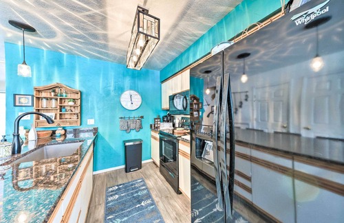 Cloudcroft Condo | Bright Cloudcroft Condo w/Game Room + Deck!