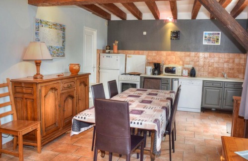 Montresor Cottage | Bright cottage in Montrésor with garden and WiFi