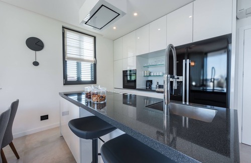 Gorica Apartment | Bright Luxurious Three-bedroom Home with Sea View