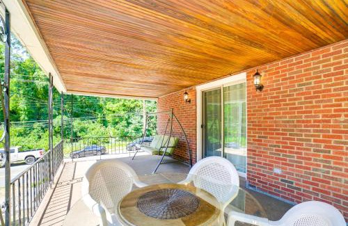 South Hills House | Bright Pittsburgh House with Yard 3 Mi to Downtown!