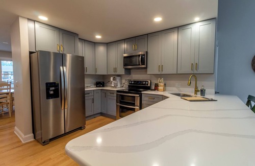Michigan City House | Bright & Quiet 5BR Near Beach