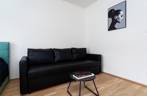 Smichov Apartment | Bright Royal Elegance