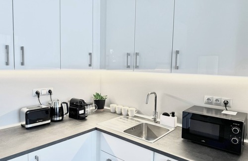 Strizkov Apartment | Bright, Spacious, Designer 96m2 Home /Near O2 & City Center /Free Parking