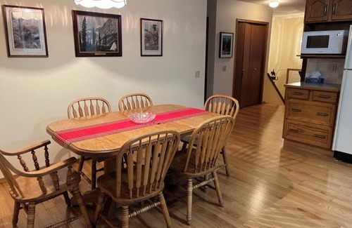 Cochrane House | Bright, spacious 4 bedroom home.