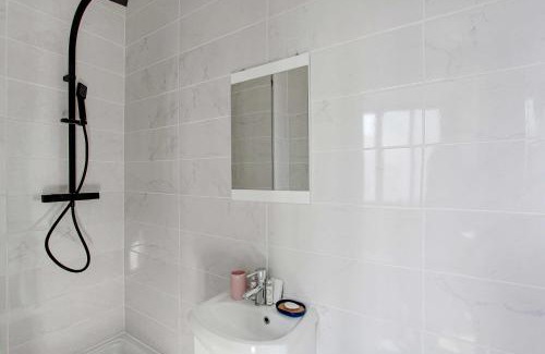 Belleville Apartment | Bright studio-2P-4P-4P-Parc des Buttes Chaumont