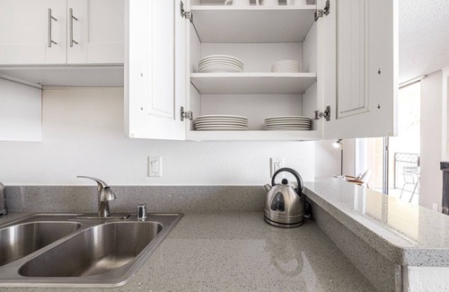 Westwood Apartment | Bright Westwood 1BR w/Gym, Pool & Spa, close to UCLA, by Blueground