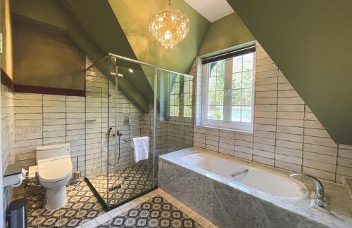 Shoufeng House | Brighton Hove Manor