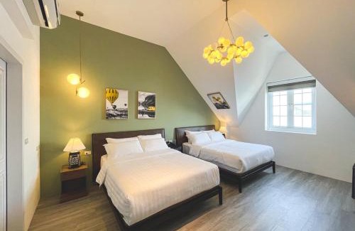 Shoufeng House | Brighton Hove Manor