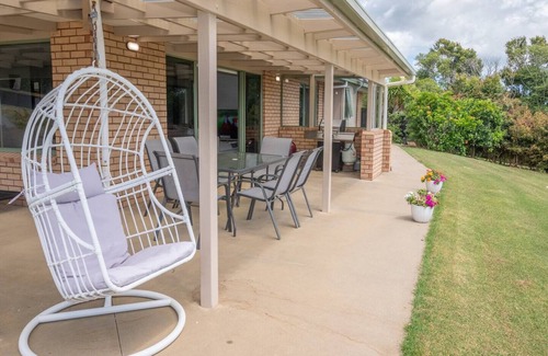 Doubtless Bay House | Bring the boat and the family!
